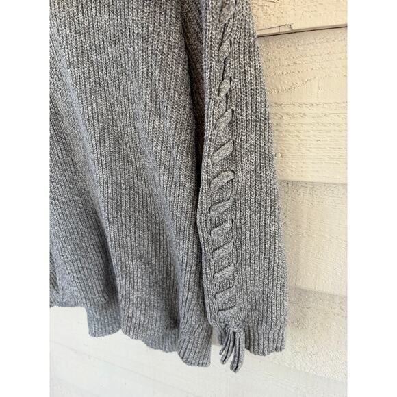 American Eagle Gray Chunky Knit Lace-Up Sleeve Sweater Size L Cozy V-Neck - Picture 5 of 8